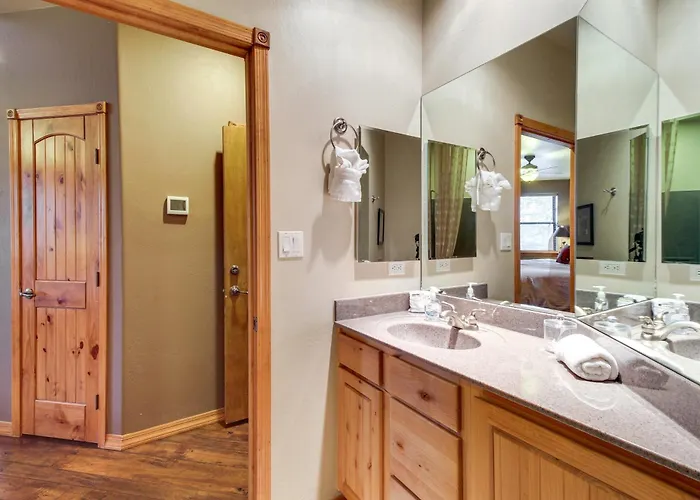 Unwind Fireside: Spacious Torreon W/ Deck!